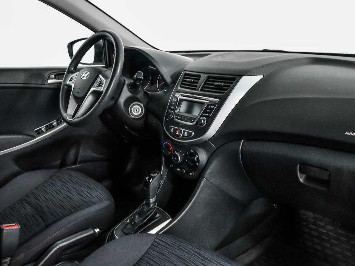 Хендай Солярис б/у, 2015, Автоматическая. Фото: #10