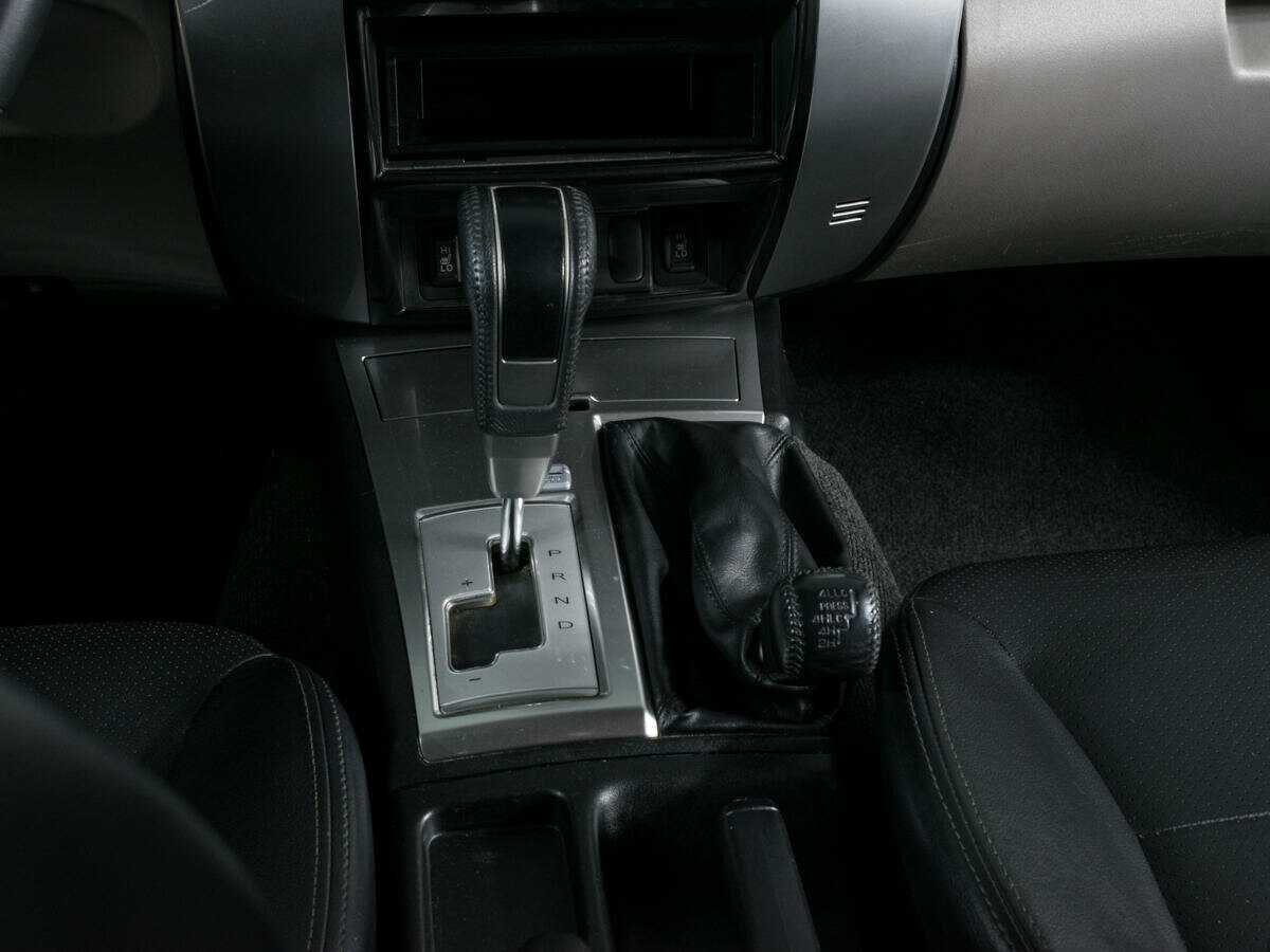 Митсубиши Паджеро Спорт б/у, 2013, Автоматическая. Фото: #15