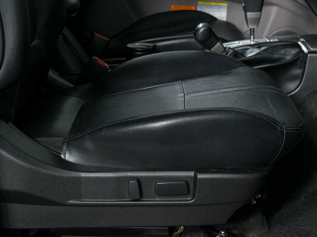 Митсубиши Паджеро Спорт б/у, 2013, Автоматическая. Фото: #16