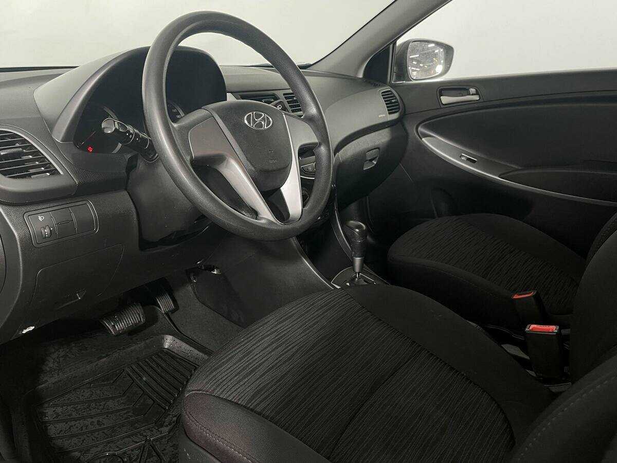 Хендай Солярис б/у, 2016, Автоматическая. Фото: #12