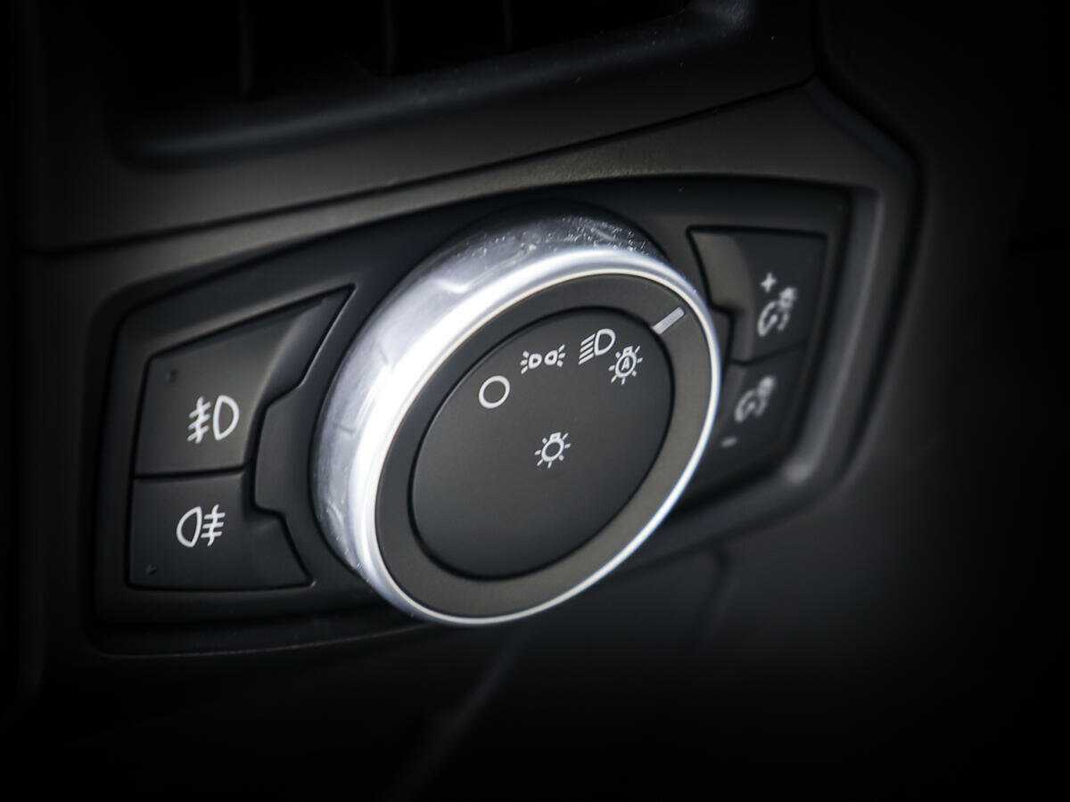 Форд Фокус б/у, 2015, Автоматическая. Фото: #18