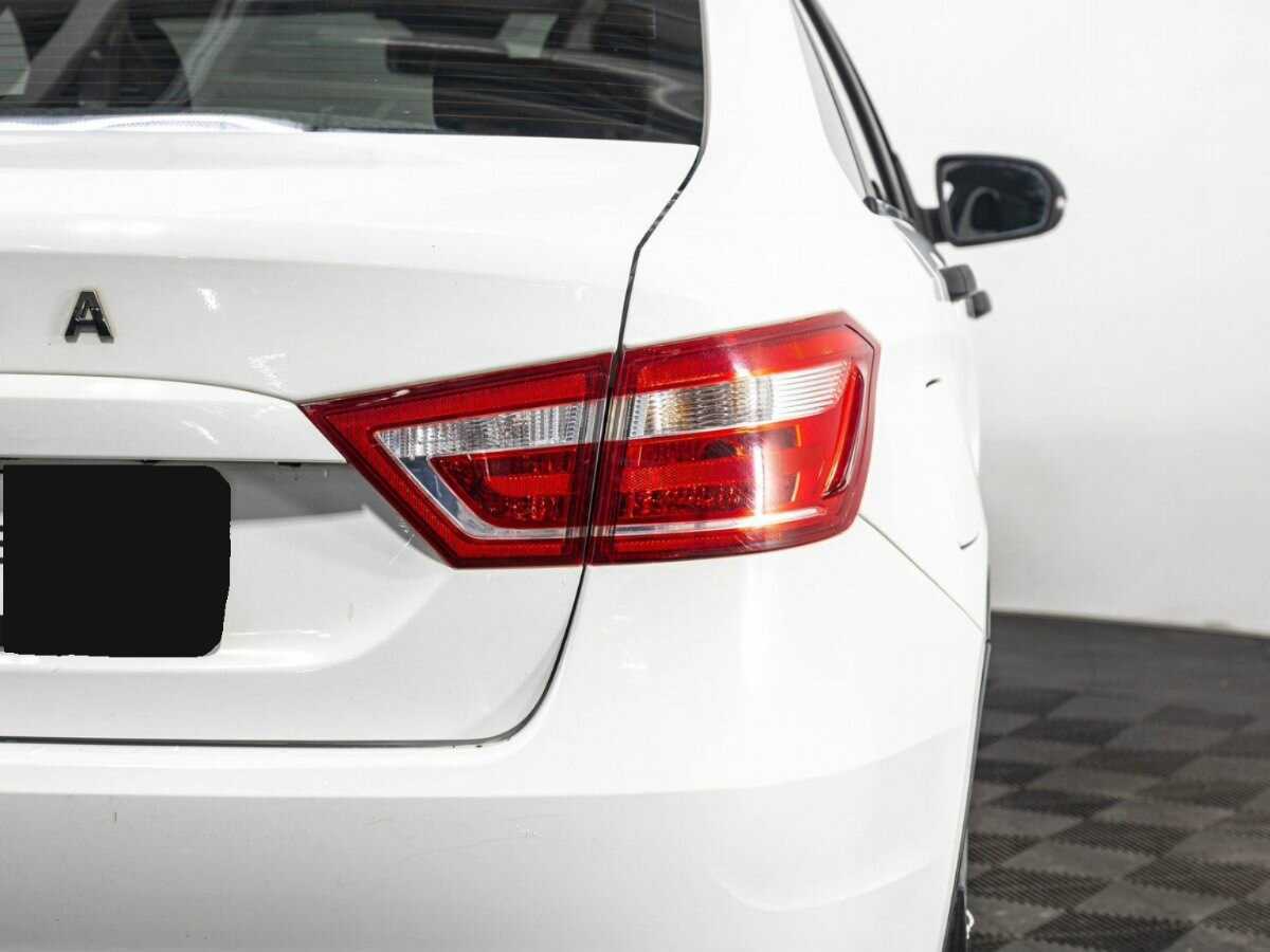 Лада (ВАЗ) Веста б/у, 2019, Механическая. Фото: #6