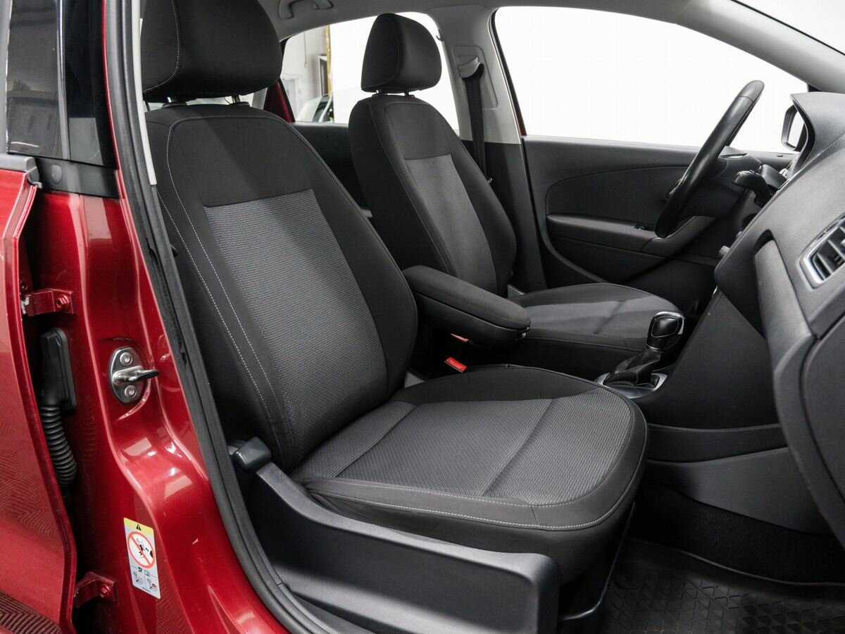 Фольксваген Поло б/у, 2017, Автоматическая. Фото: #5