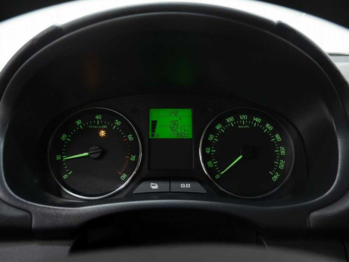 Шкода Фабия б/у, 2013, Механическая. Фото: #15