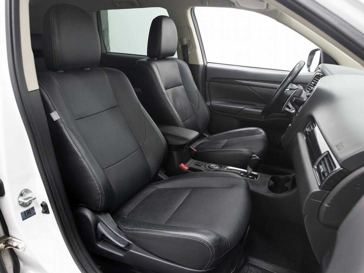 Митсубиши Оутлэндер б/у, 2016, Вариатор. Фото: #13