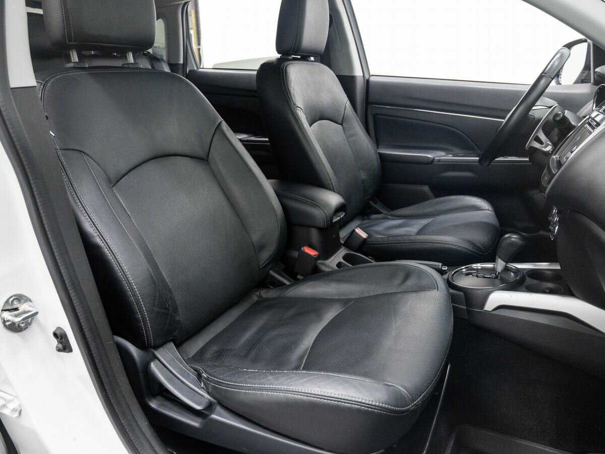 Митсубиши АС-Икс б/у, 2014, Вариатор. Фото: #7