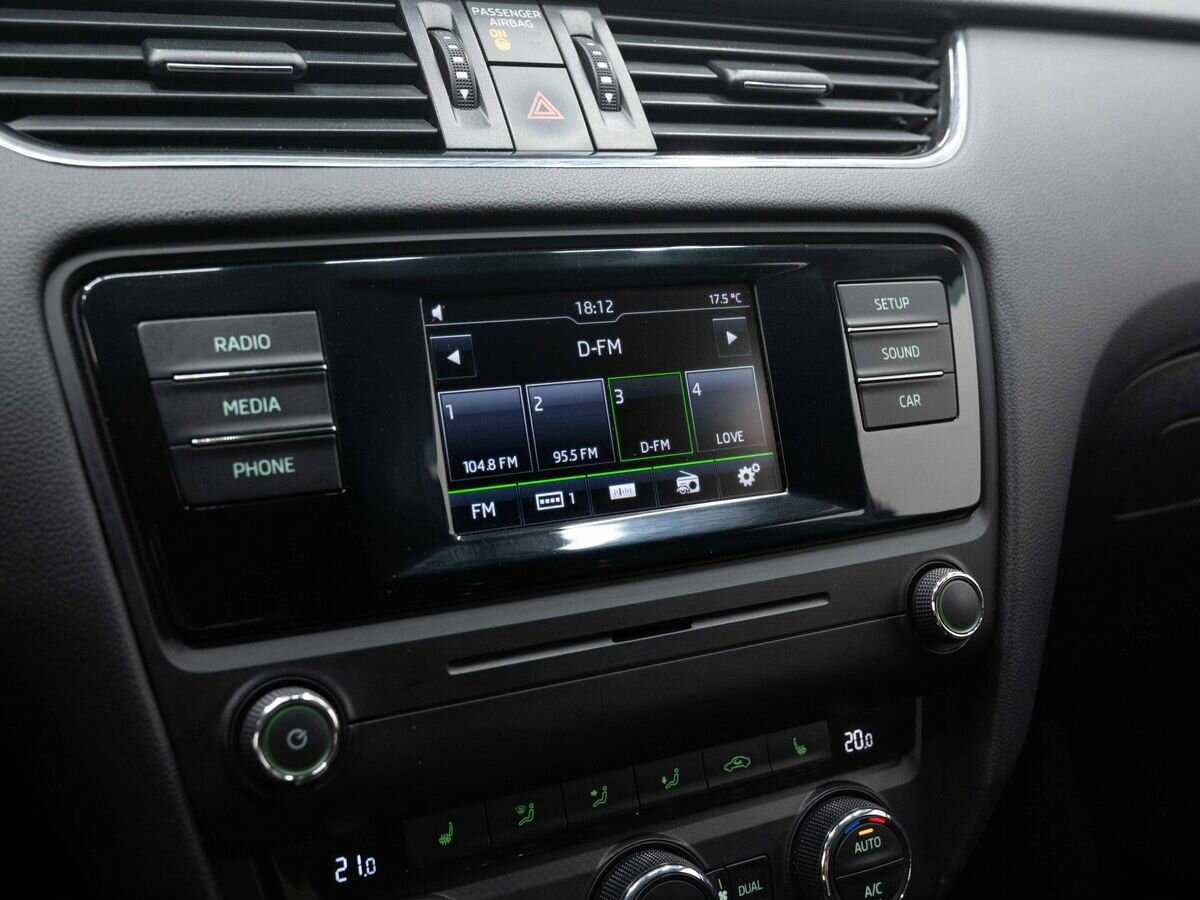 Шкода Октавия б/у, 2013, Роботизированная. Фото: #17