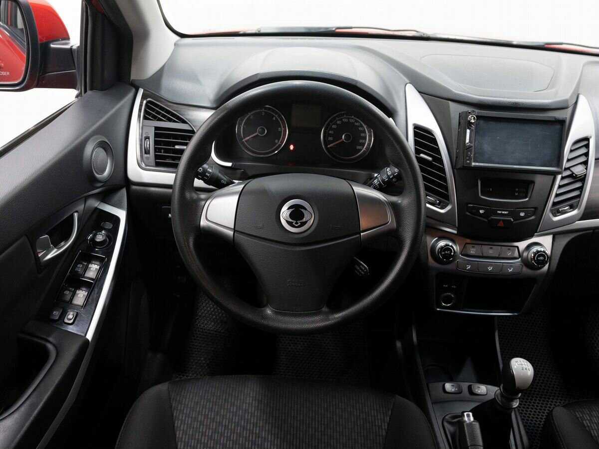 Сан-Ён Актион б/у, 2013, Механическая. Фото: #15