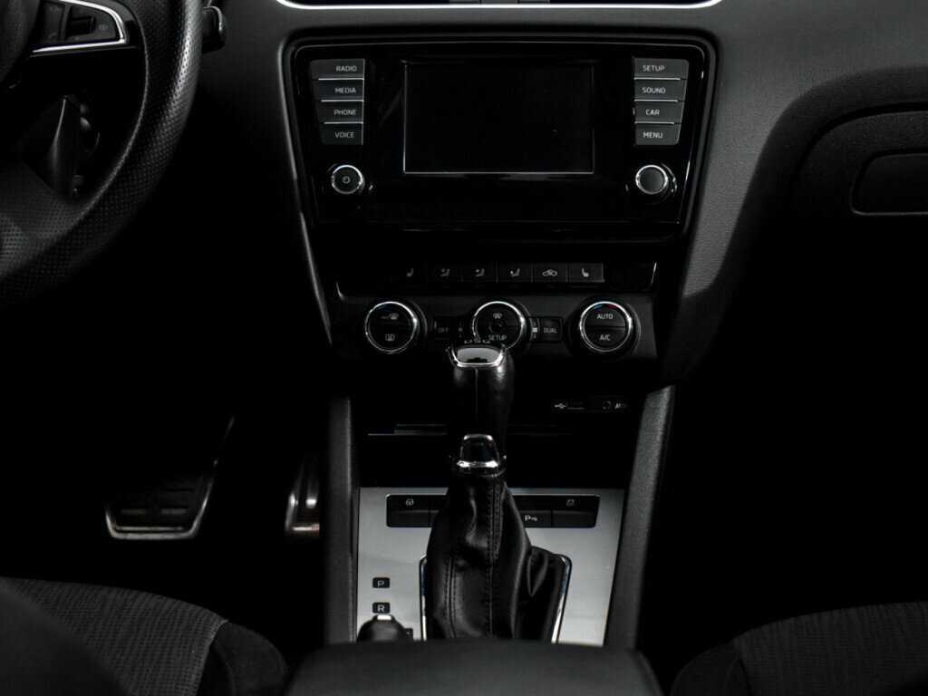 Шкода Октавия б/у, 2014, Роботизированная. Фото: #10