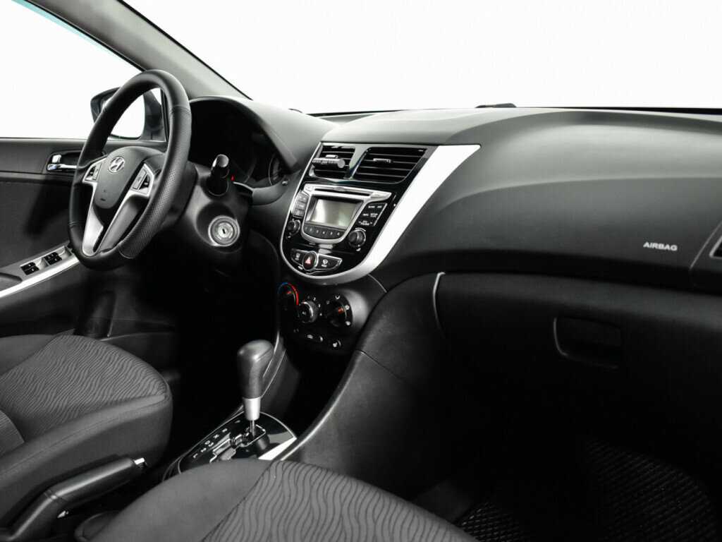 Хендай Солярис б/у, 2013, Автоматическая. Фото: #8