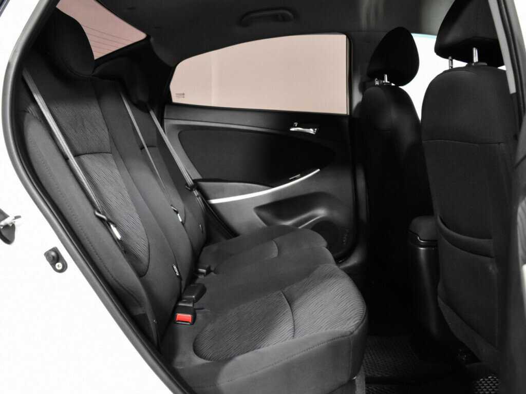 Хендай Солярис б/у, 2013, Автоматическая. Фото: #9