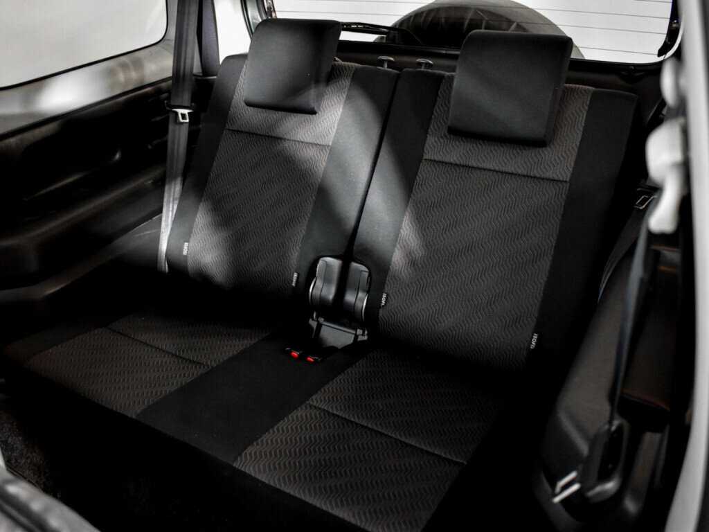 Сузуки Джимни б/у, 2014, Автоматическая. Фото: #10