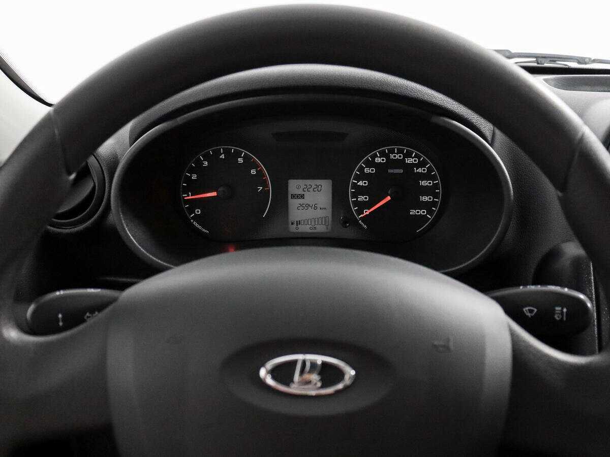 Лада (ВАЗ) Гранта б/у, 2015, Механическая. Фото: #15