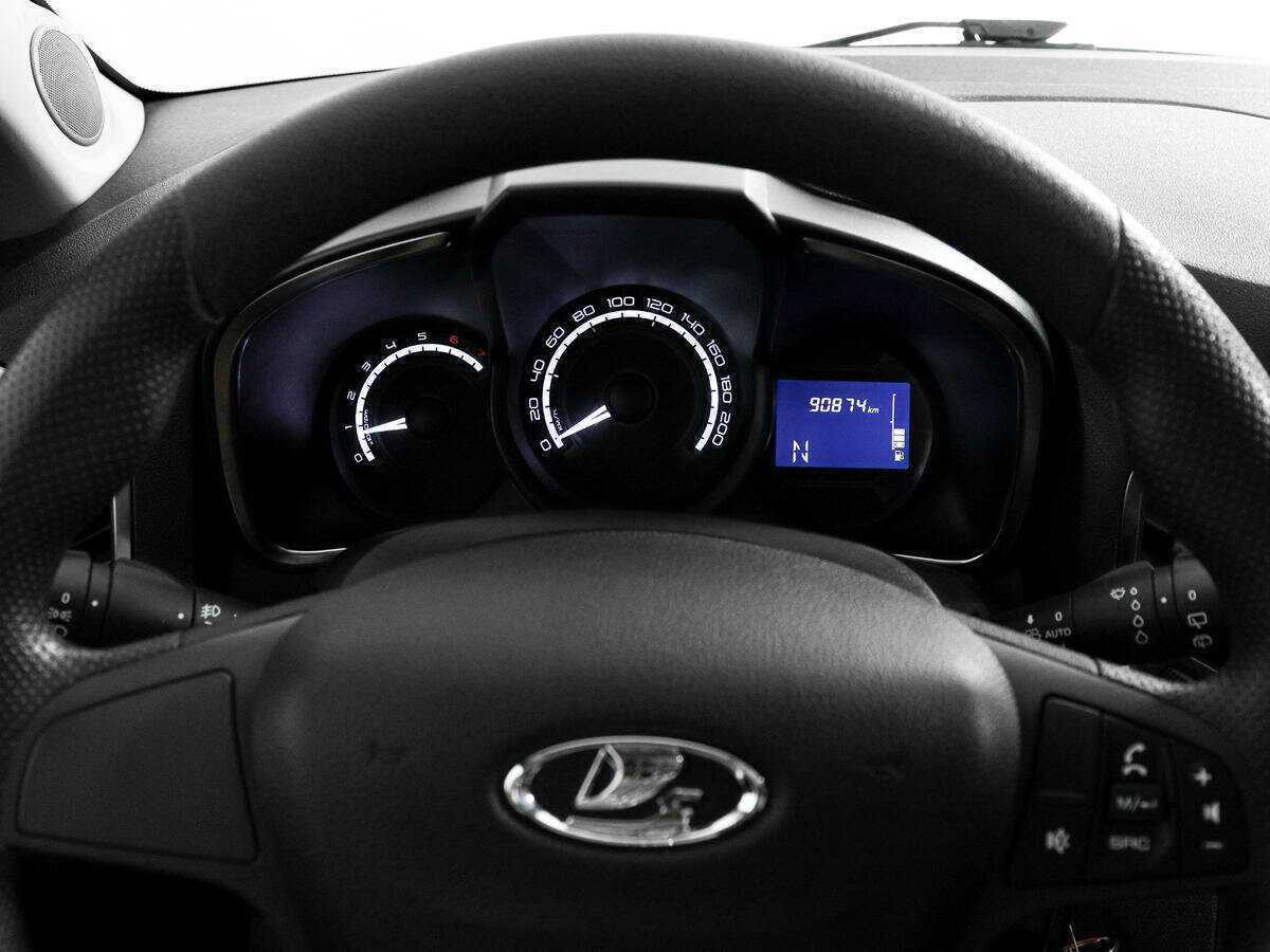 Лада (ВАЗ) ИКСРЭЙ б/у, 2018, Роботизированная. Фото: #14