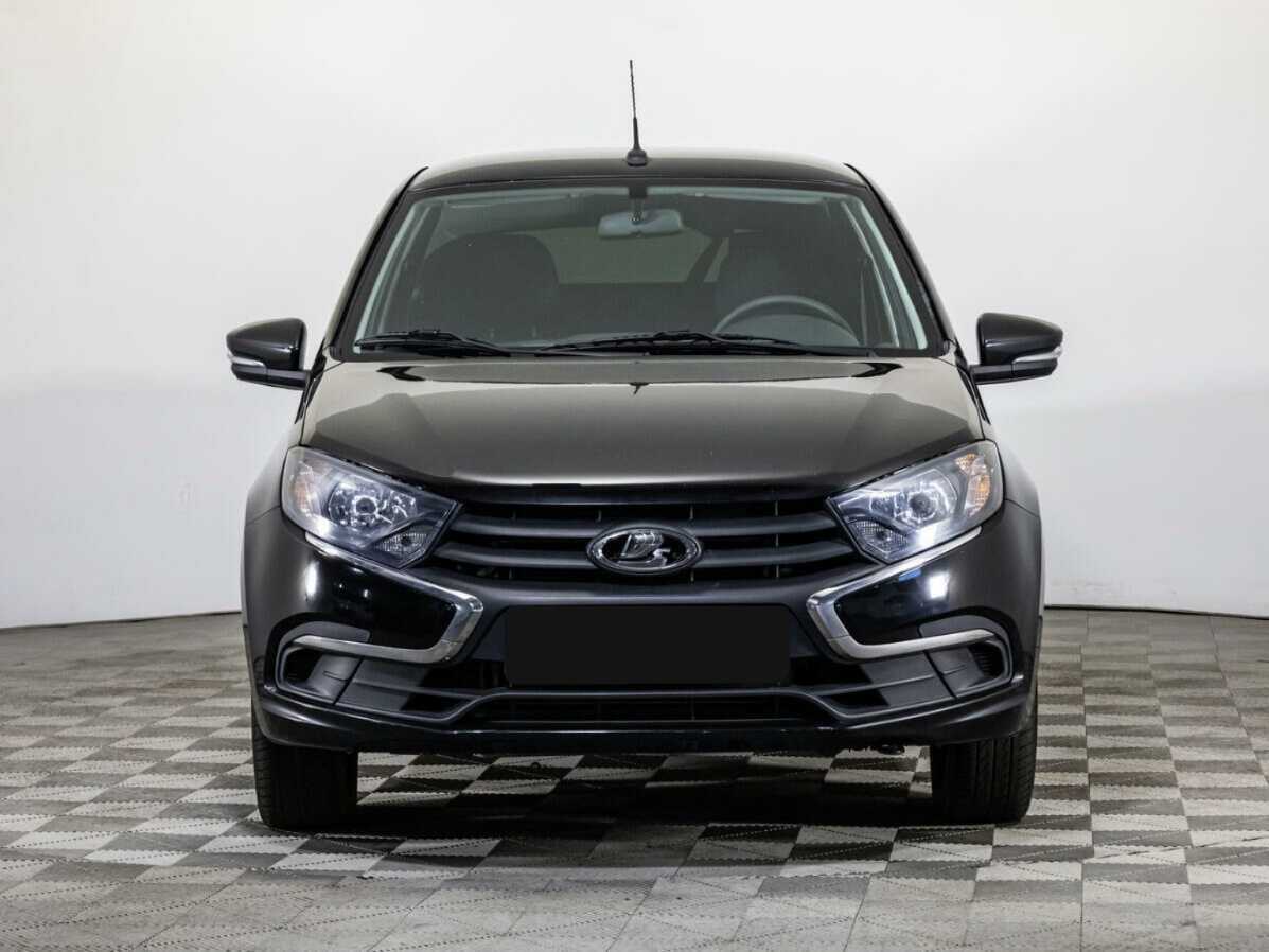 Лада (ВАЗ) Гранта б/у, 2022, Механическая. Фото: #1