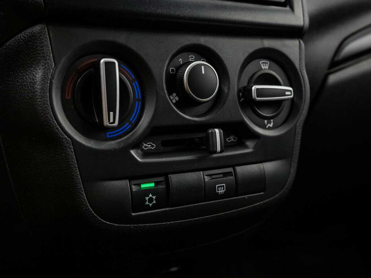 Лада (ВАЗ) Гранта б/у, 2022, Механическая. Фото: #13