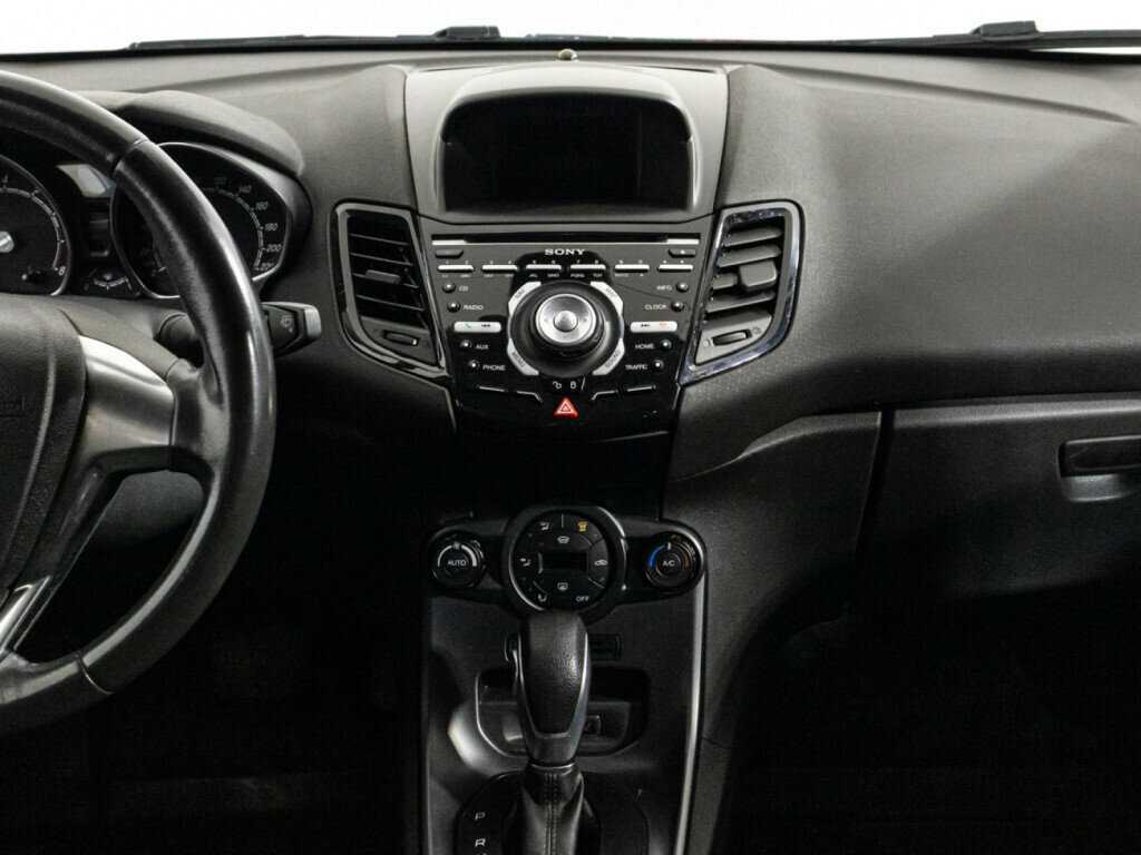 Форд Фиеста б/у, 2015, Роботизированная. Фото: #13