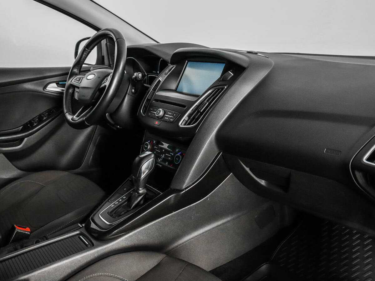 Форд Фокус б/у, 2015, Роботизированная. Фото: #11