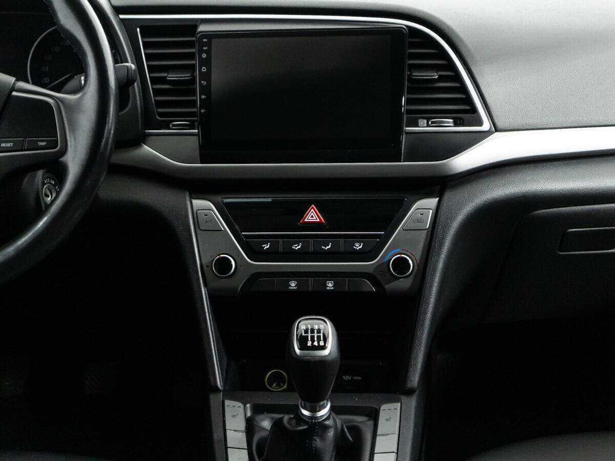 Хендай Елантра б/у, 2017, Механическая. Фото: #13