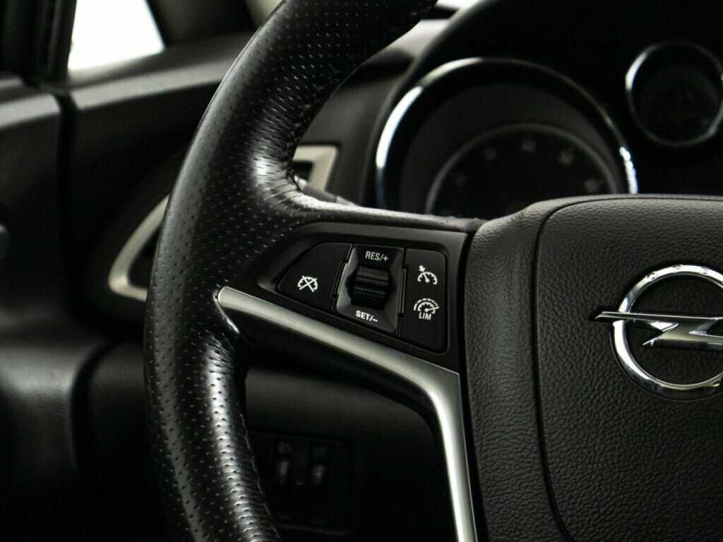 Опель Астра б/у, 2012, Механическая. Фото: #16