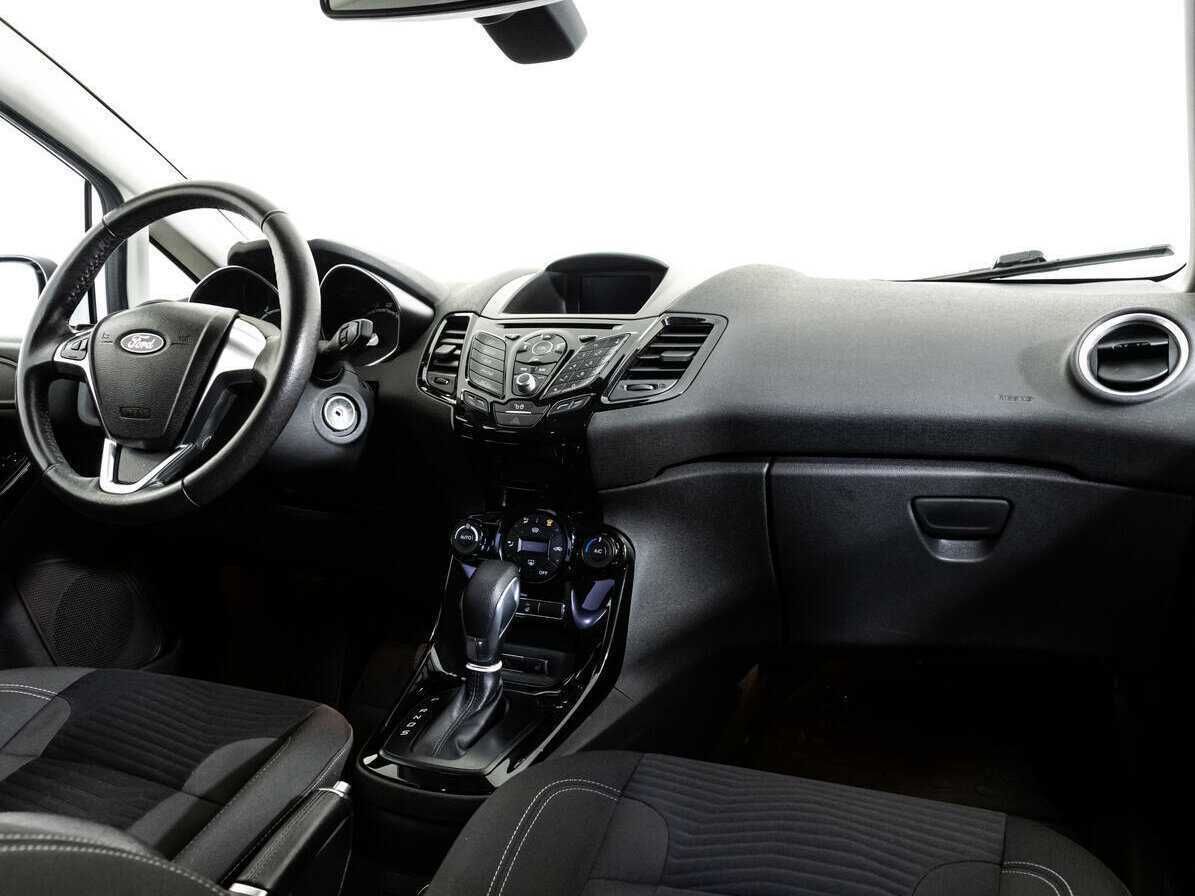 Форд Фиеста б/у, 2017, Роботизированная. Фото: #6