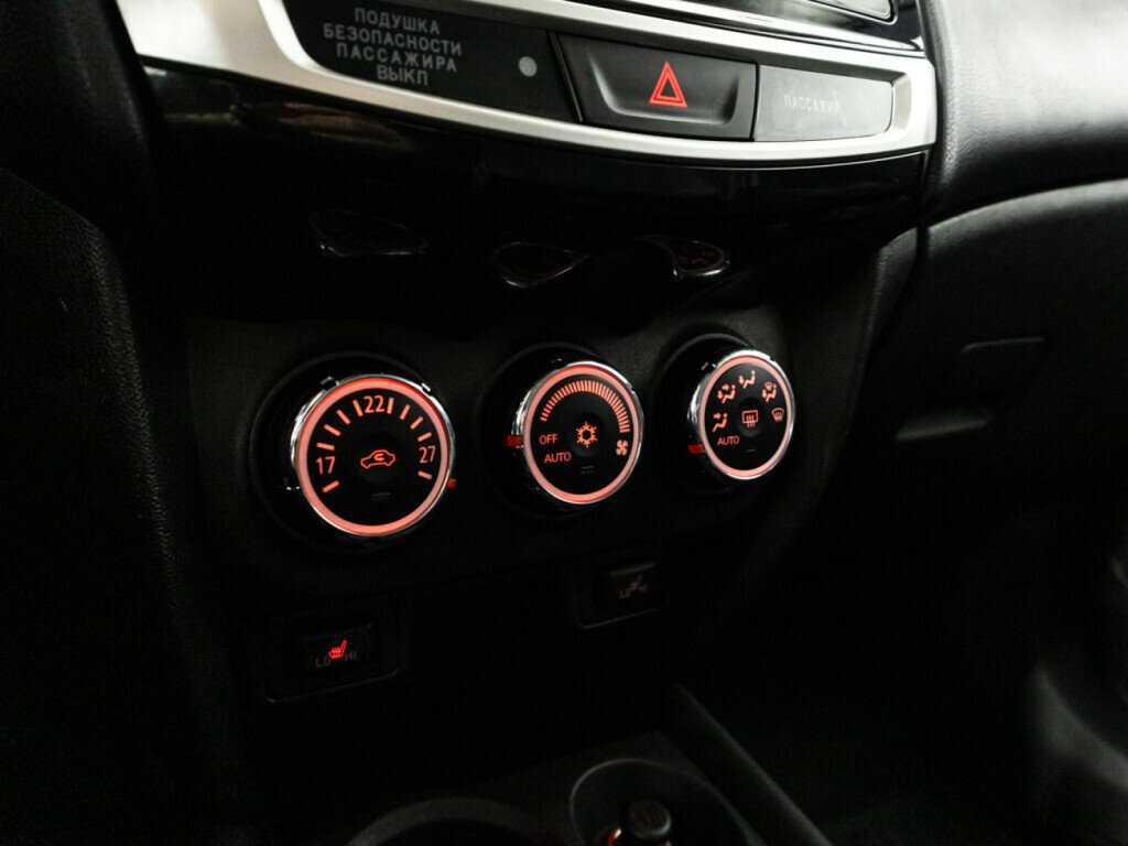 Митсубиши АС-Икс б/у, 2014, Вариатор. Фото: #15