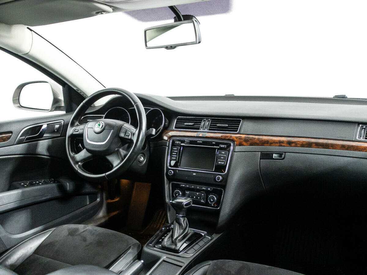 Шкода Суперб б/у, 2012, Автоматическая. Фото: #8