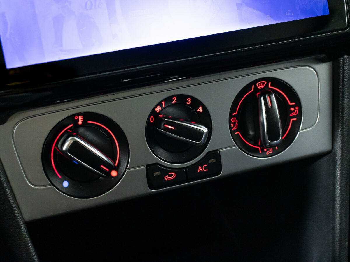 Фольксваген Поло б/у, 2013, Механическая. Фото: #16