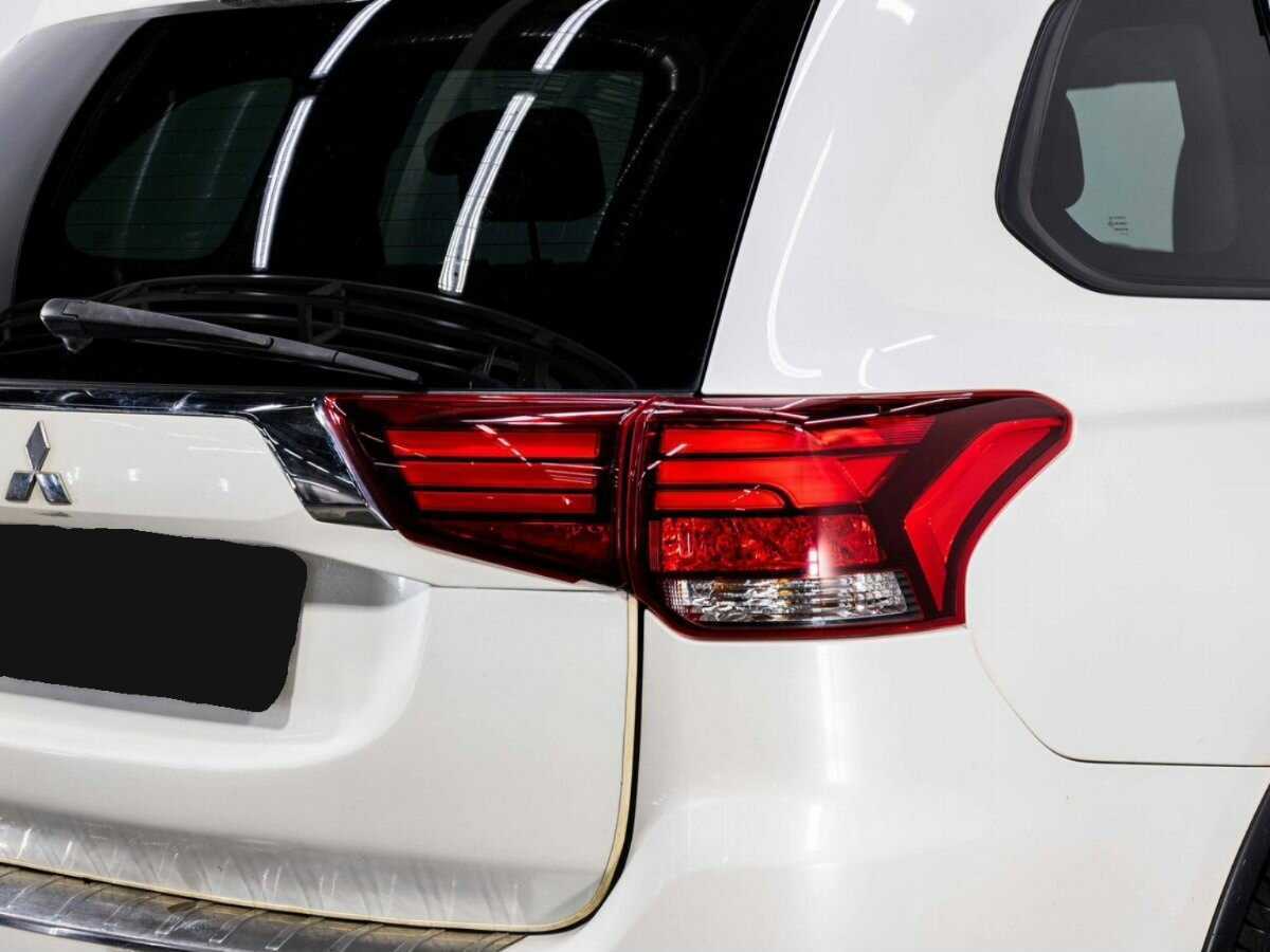 Митсубиши Оутлэндер б/у, 2015, Вариатор. Фото: #27