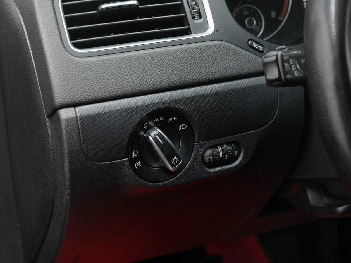 Фольксваген Джетта б/у, 2013, Механическая. Фото: #15