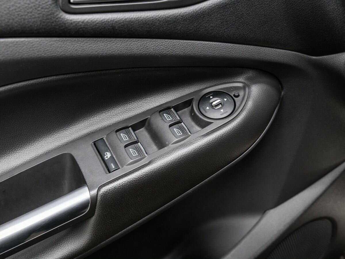 Форд Куга б/у, 2015, Автоматическая. Фото: #15