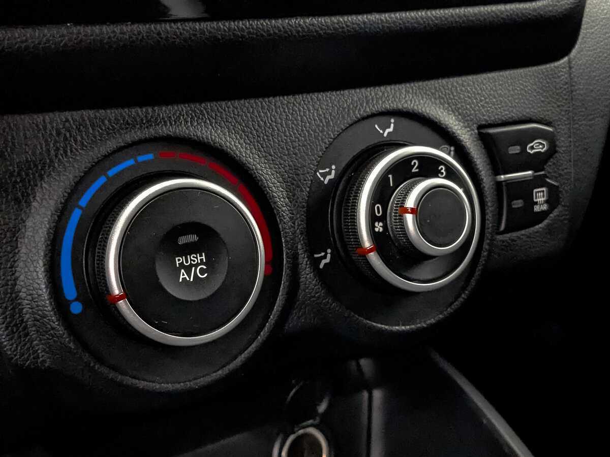 Киа Рио б/у, 2012, Механическая. Фото: #20