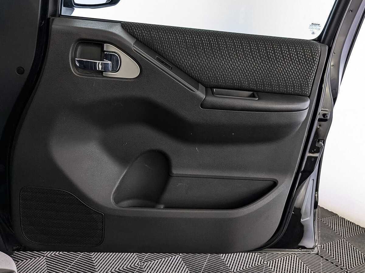 Ниссан Патфайндер б/у, 2012, Автоматическая. Фото: #22