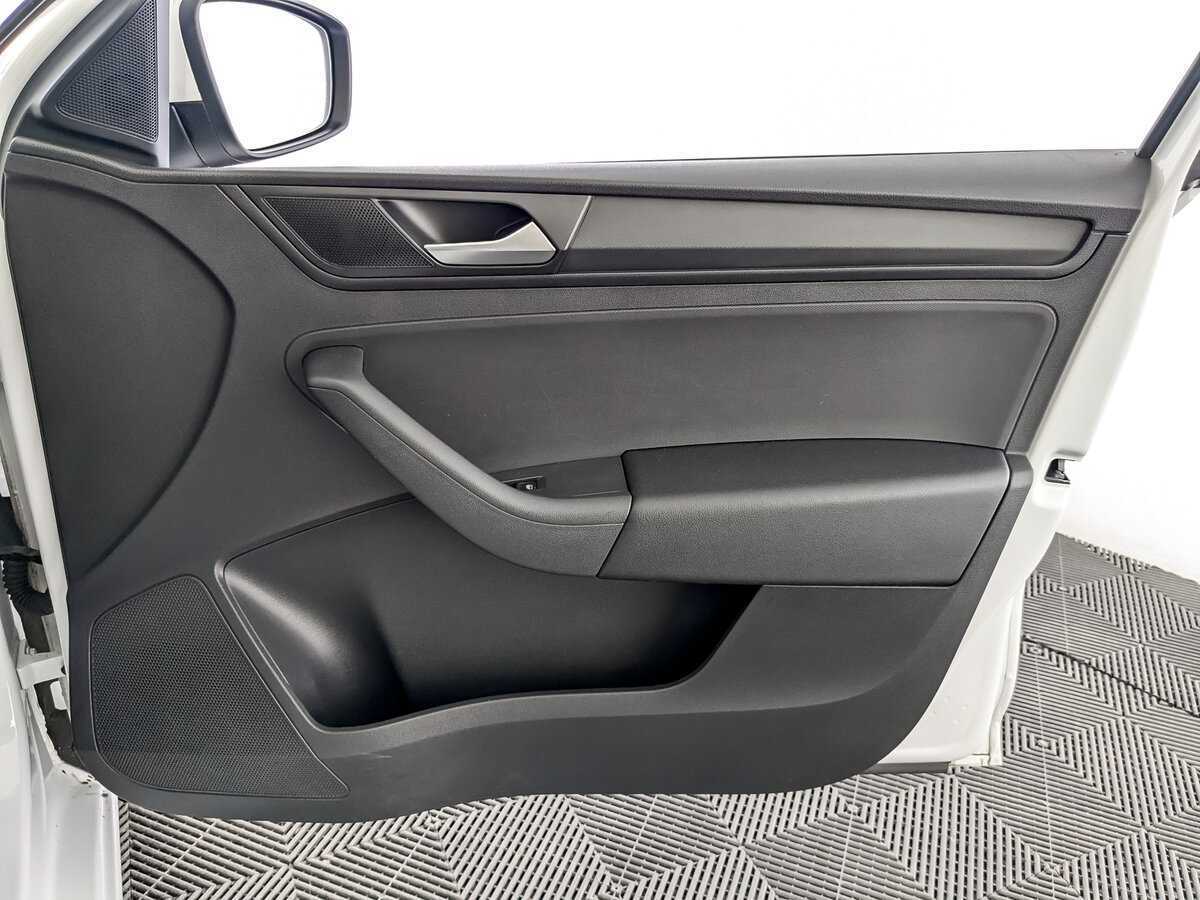 Фольксваген Поло б/у, 2021, Механическая. Фото: #23