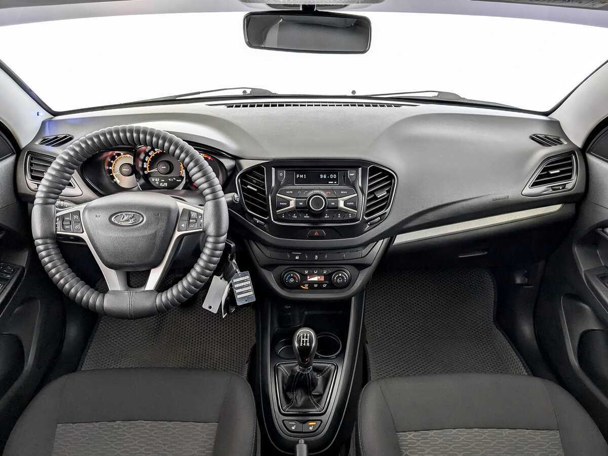 Лада (ВАЗ) Веста б/у, 2019, Механическая. Фото: #13