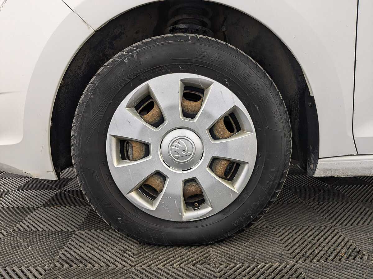 Шкода Рапид б/у, 2017, Механическая. Фото: #11