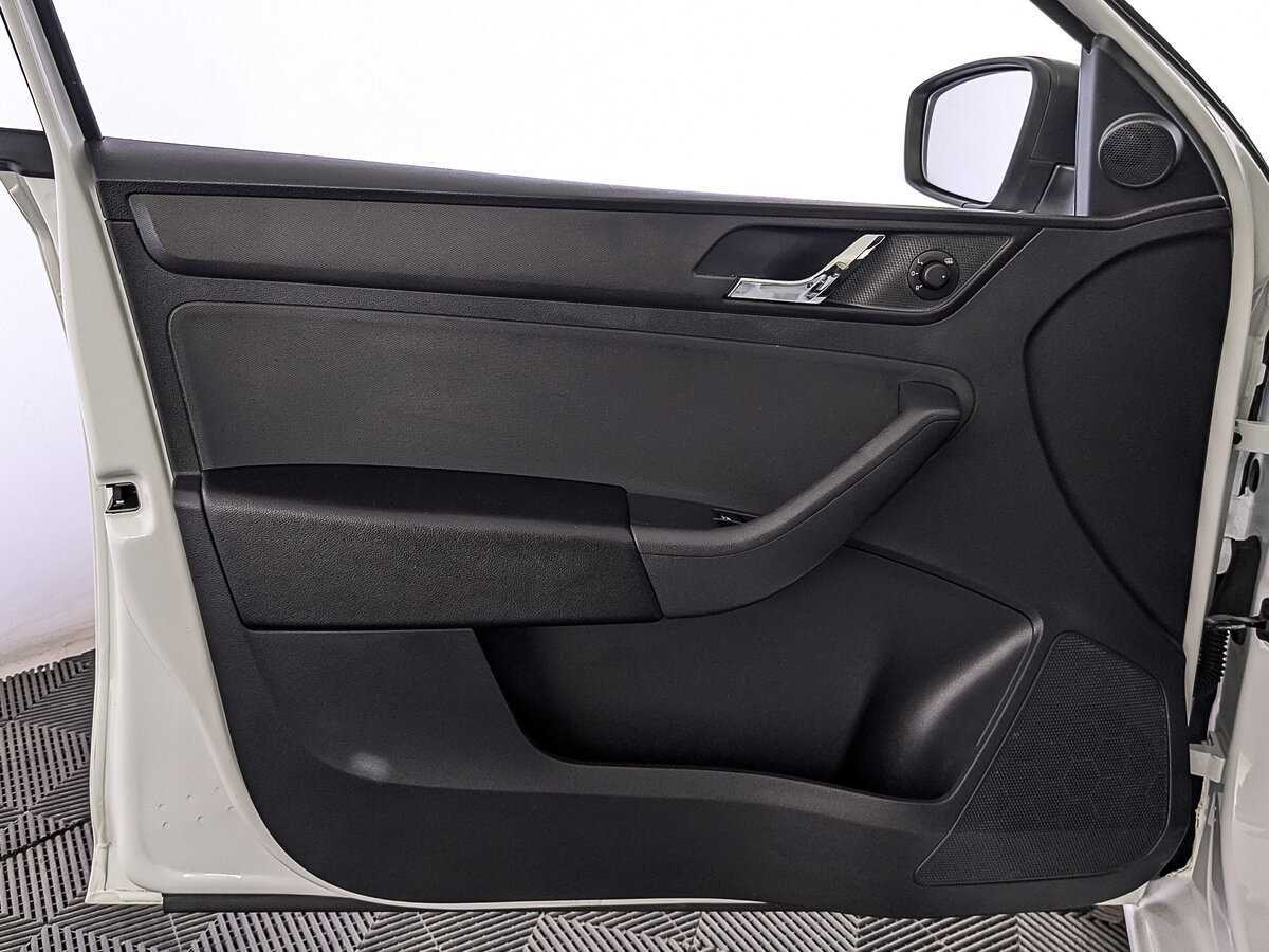 Шкода Рапид б/у, 2017, Механическая. Фото: #17