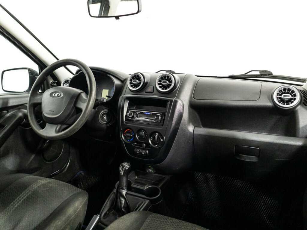 Лада (ВАЗ) Гранта б/у, 2013, Механическая. Фото: #8