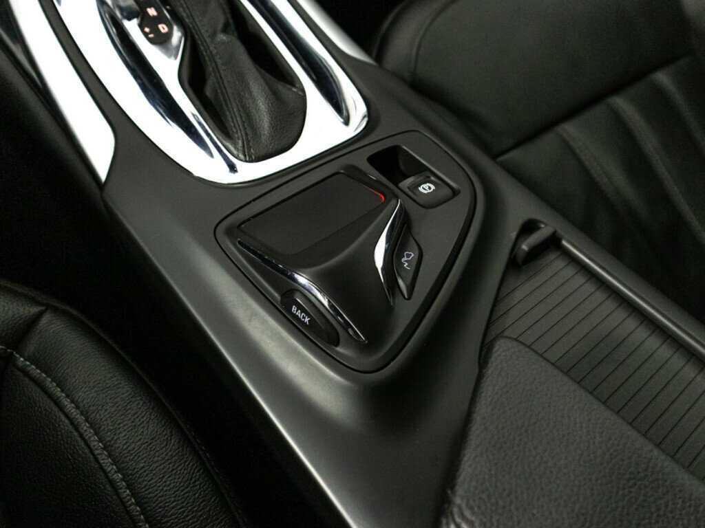 Опель Инсигния б/у, 2014, Автоматическая. Фото: #18