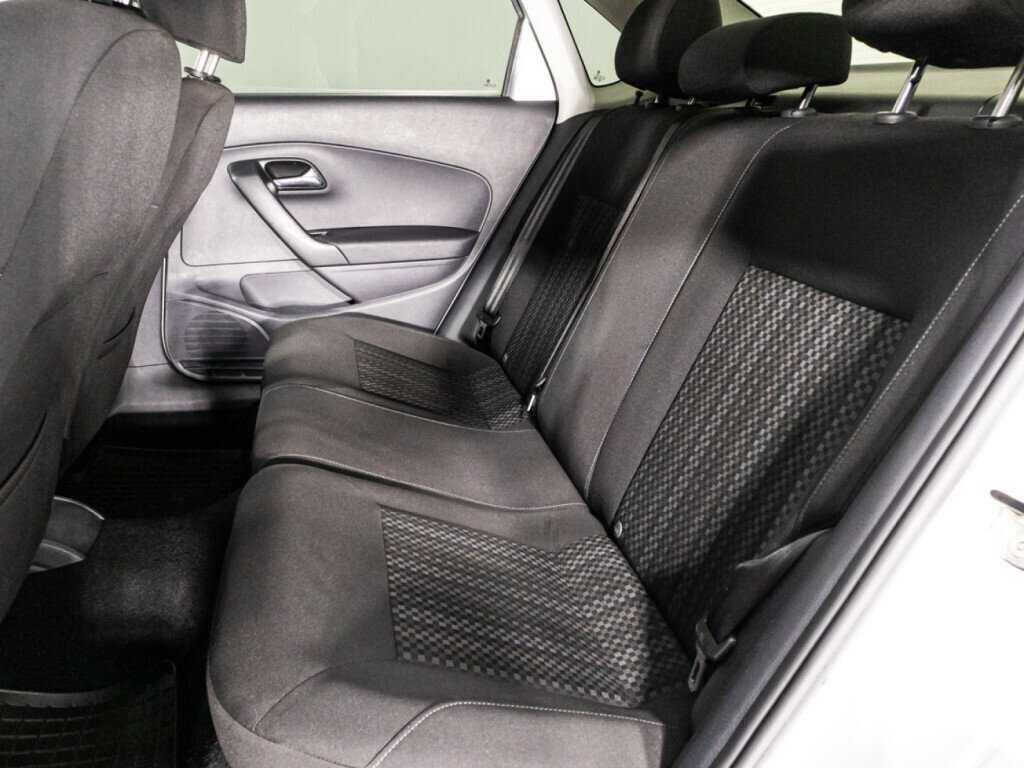 Фольксваген Поло б/у, 2016, Автоматическая. Фото: #9