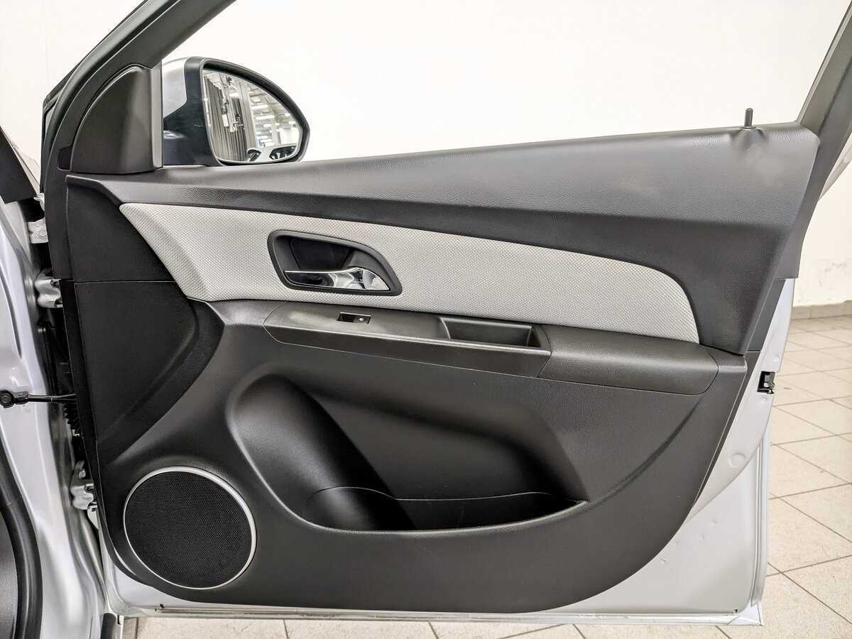 Шевроле Круз б/у, 2013, Автоматическая. Фото: #21