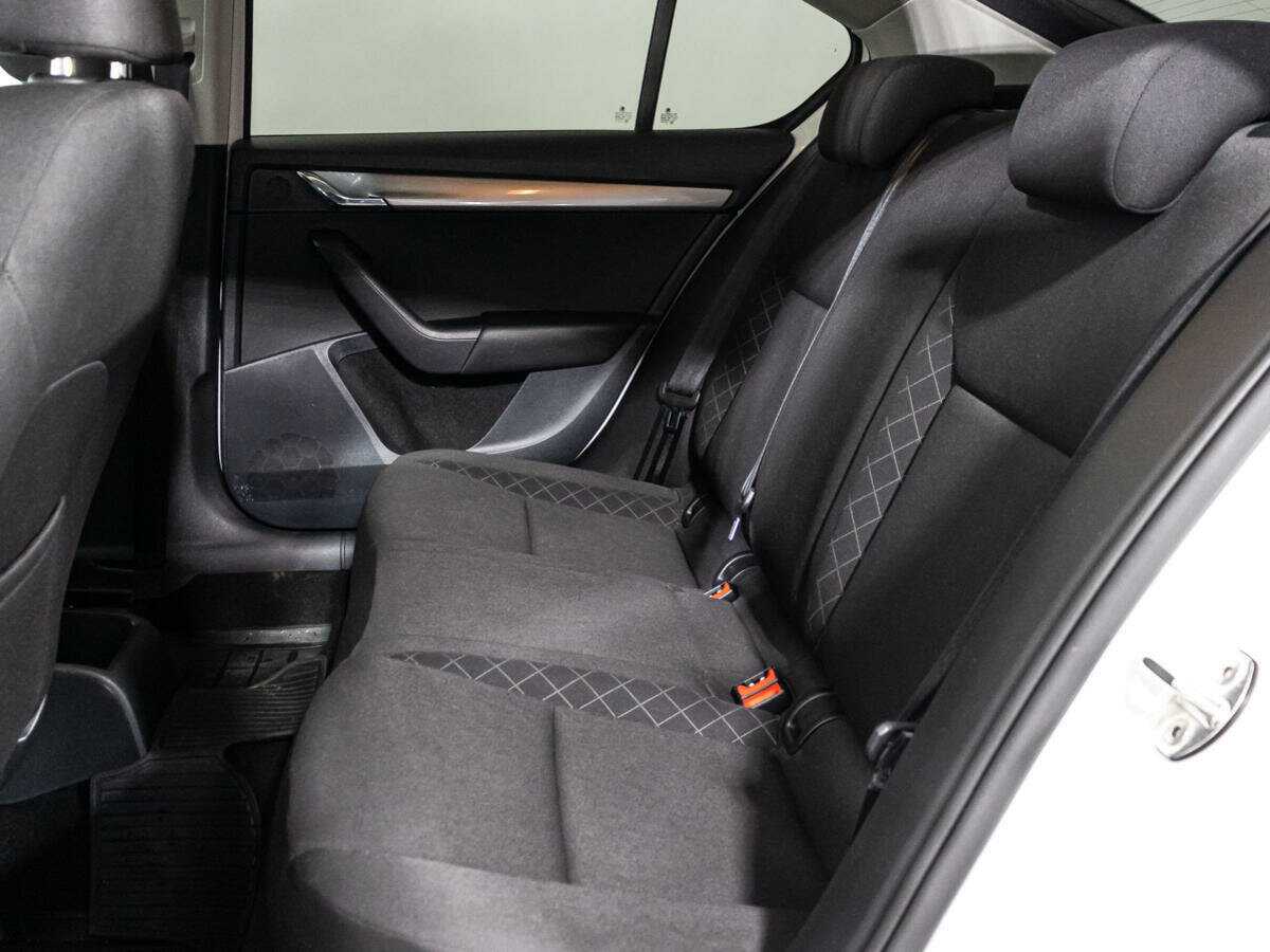 Шкода Октавия б/у, 2018, Автоматическая. Фото: #9