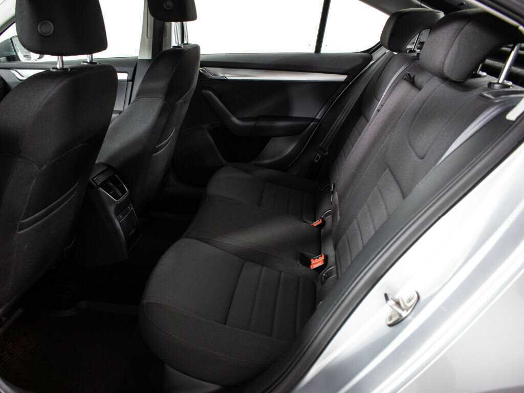 Шкода Октавия б/у, 2013, Роботизированная. Фото: #8