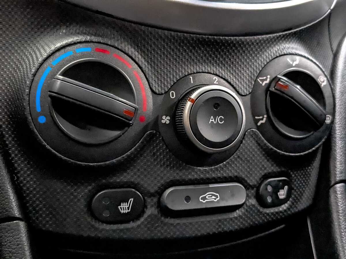 Хендай Солярис б/у, 2015, Механическая. Фото: #18