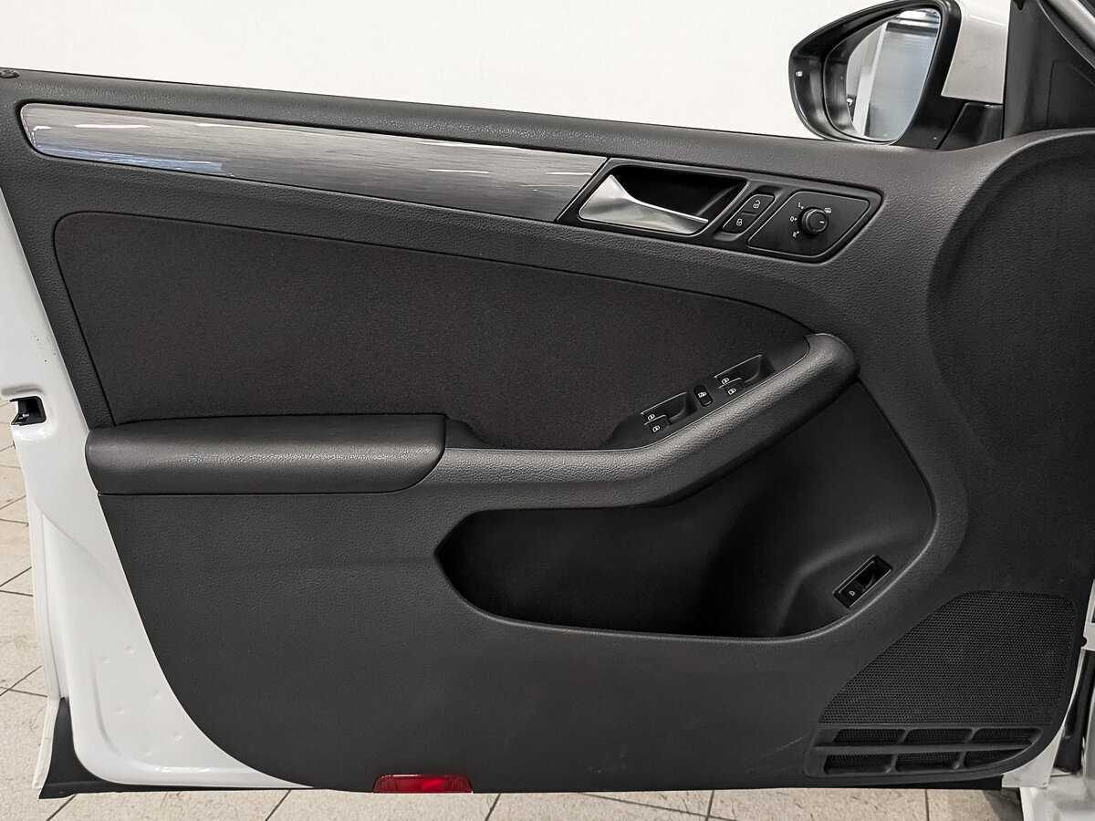 Фольксваген Джетта б/у, 2016, Автоматическая. Фото: #18