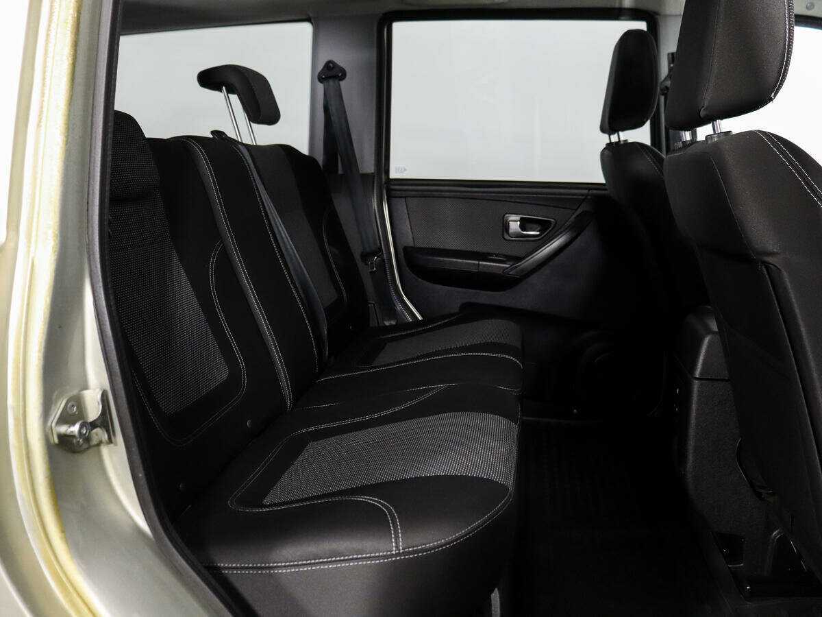 УАЗ Патриот б/у, 2015, Механическая. Фото: #11