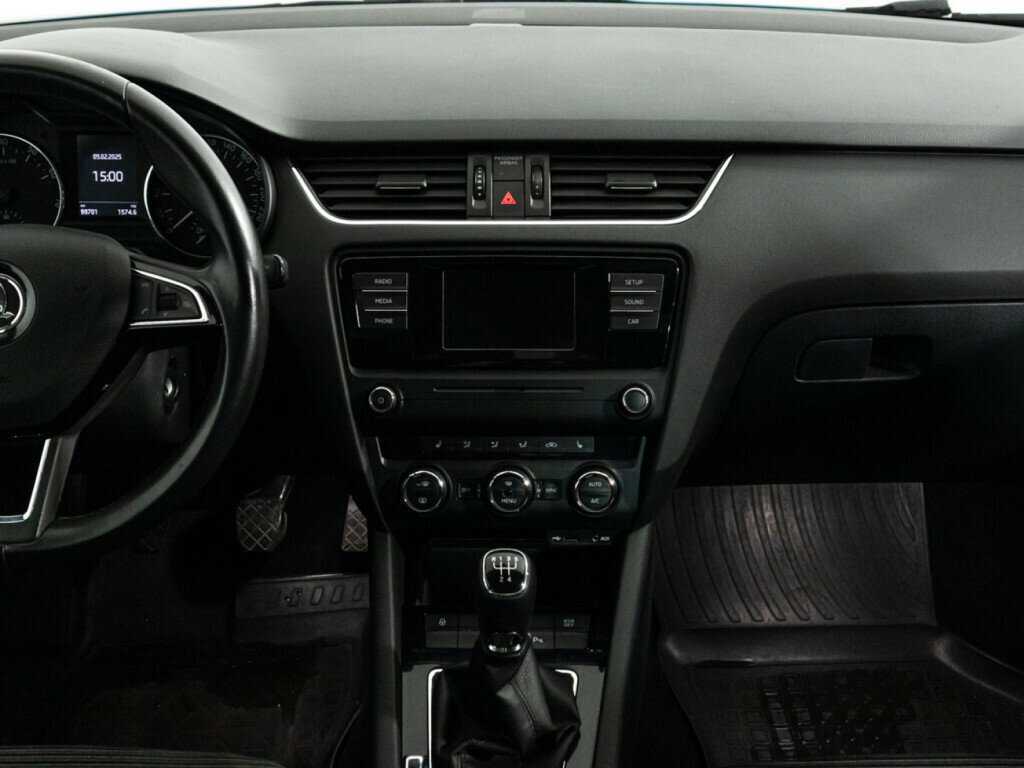 Шкода Октавия б/у, 2015, Механическая. Фото: #13