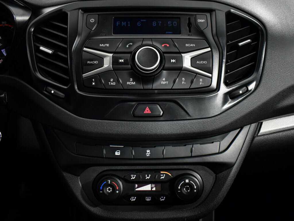 Лада (ВАЗ) Веста б/у, 2017, Роботизированная. Фото: #16