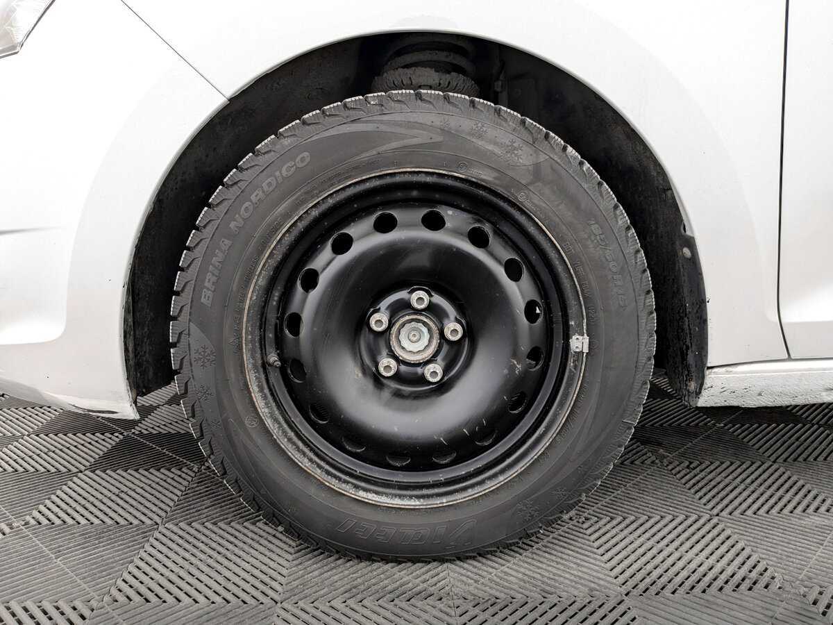 Шкода Рапид б/у, 2017, Механическая. Фото: #17