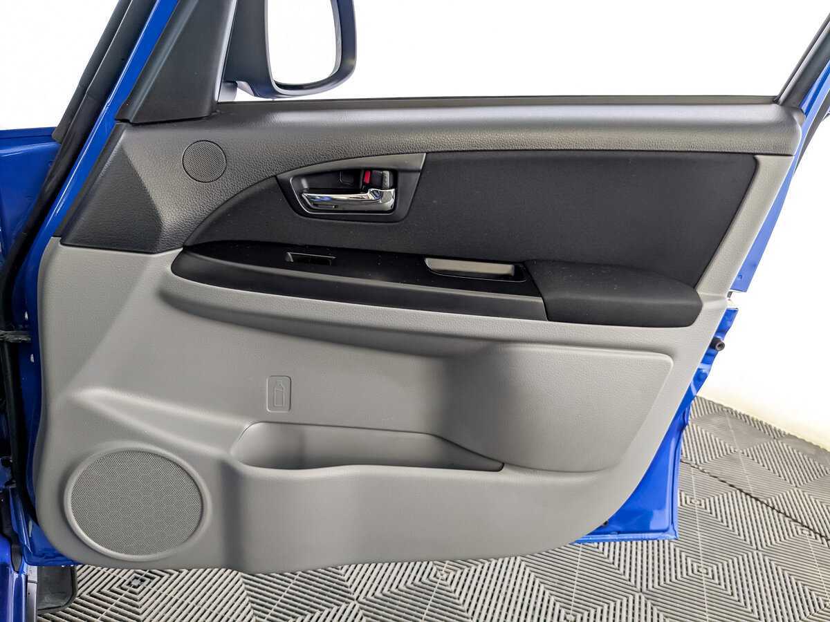 Сузуки С-Икс4 б/у, 2012, Механическая. Фото: #23